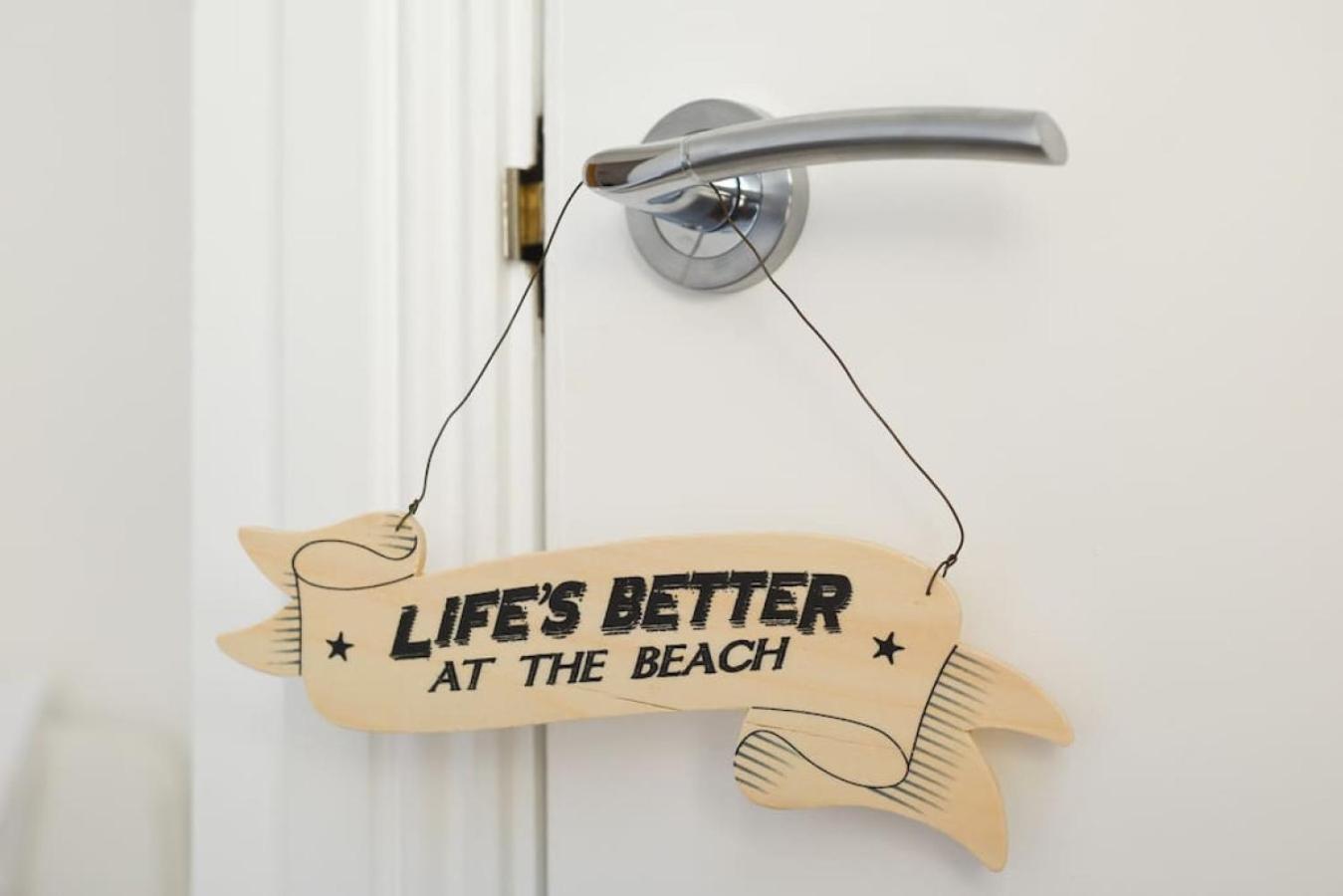Air Maison - Stunning Beach Front Apartment Portsmouth Exterior foto